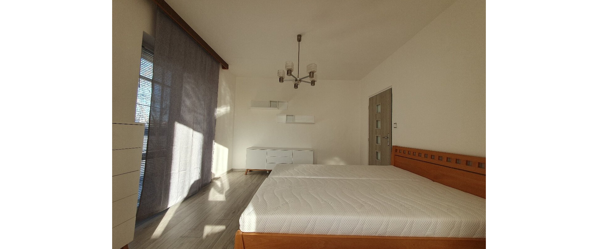 Predaj zrekonštruovaný 3-izbový byt – Kuzmányho ulica, Košice – Staré Mesto