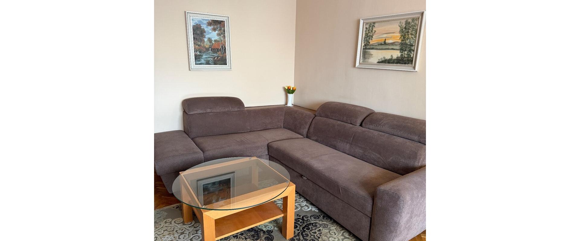 Predaj 4-izbový prerobený byt so zariadením v skvelej lokalite – Obchodná ulica, Košice-Terasa