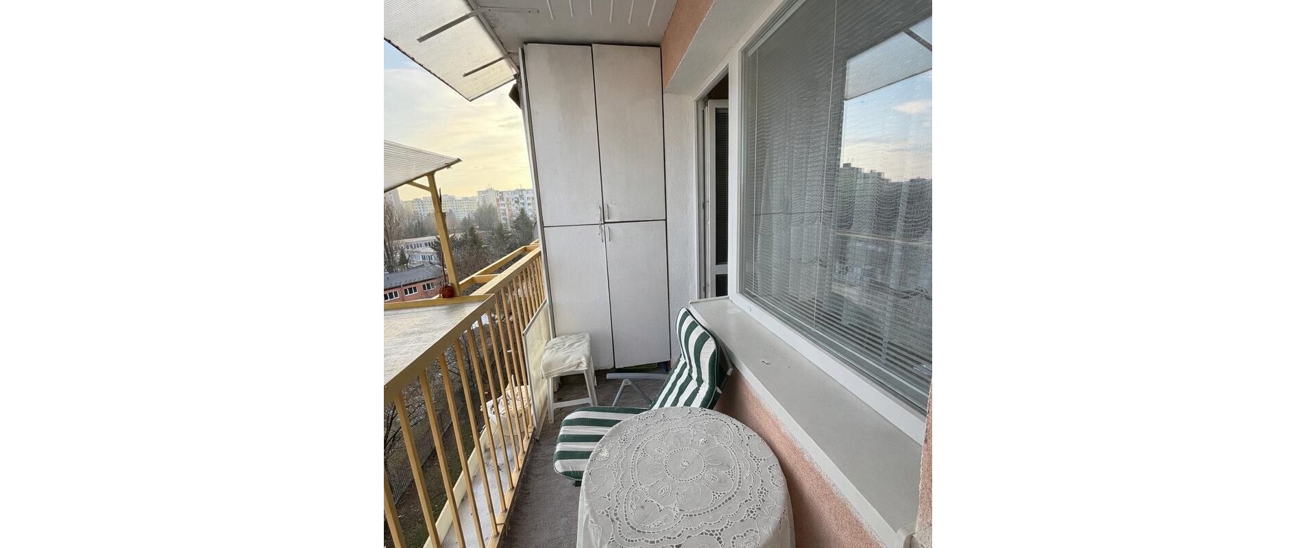 Predaj 4-izbový prerobený byt so zariadením v skvelej lokalite – Obchodná ulica, Košice-Terasa