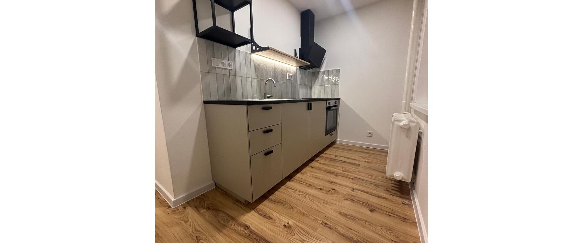 Predaj 1-izbový byt s loggiou po rekonštrukcii – Trieda SNP, Košice Terasa