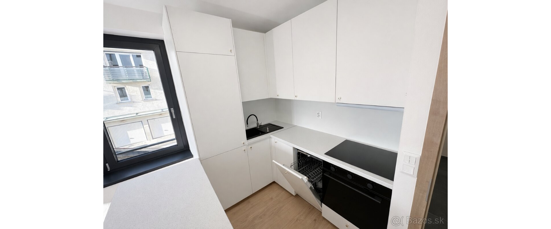 Prenajom 1-izbový byt v centre Prešova – Jarková 9