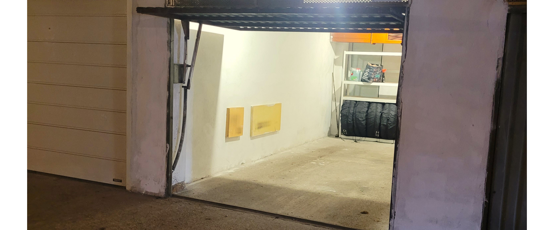 Predaj samostatnej garáže na Adamiho ulici, Karlova Ves