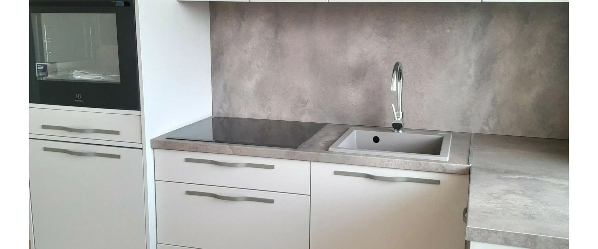 Predaj kompletne zrekonštruovaný 3-izbový byt – Košice, Nad jazerom, Jenisejská ulica