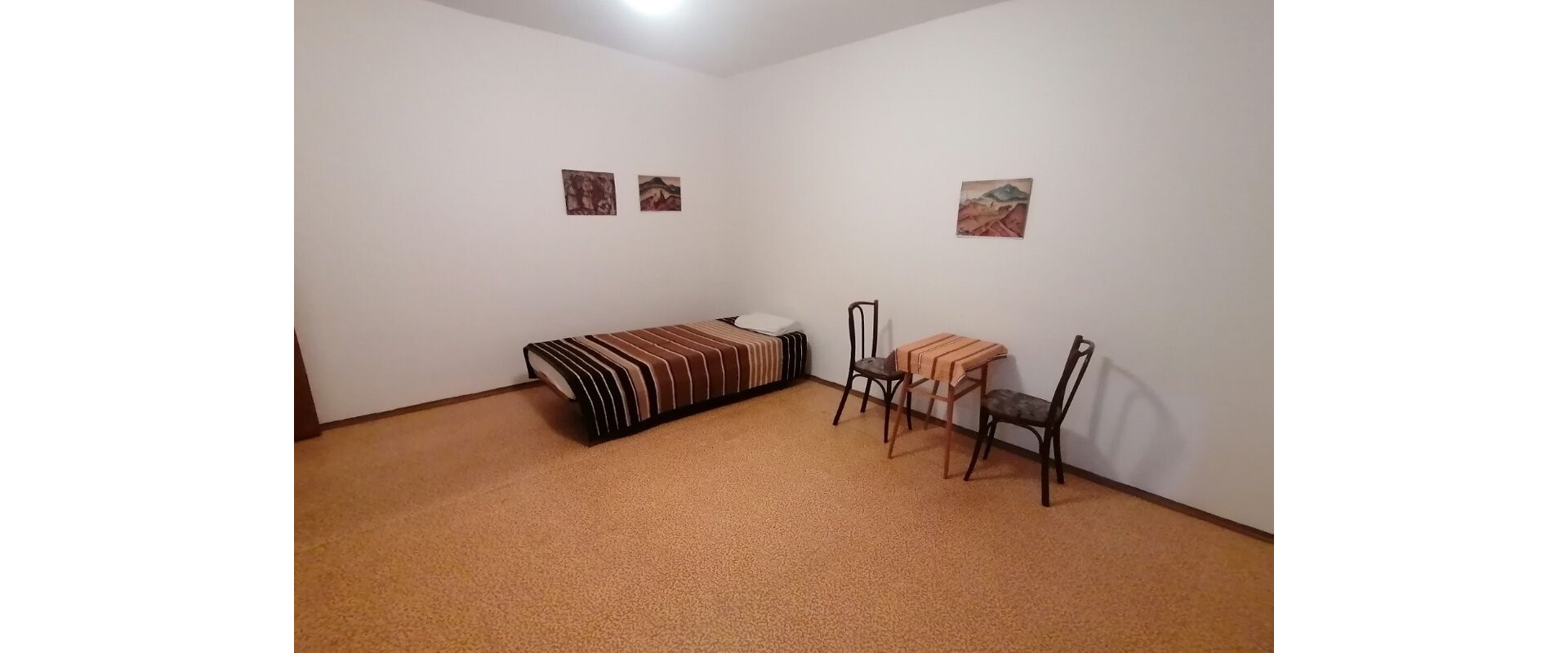 Prenájom 1 izbového bytu blízko centra