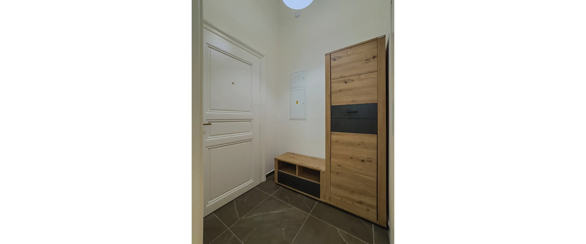 Praktický 1,5-izbový byt po kompletnej rekonštrukcii – Bratislava Petržalka