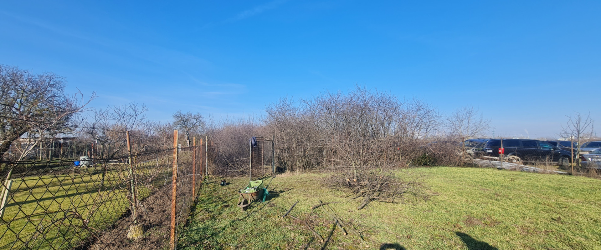 Rodinný dom s 5547 m² pozemkom – Hlohovec časť Šulekovo