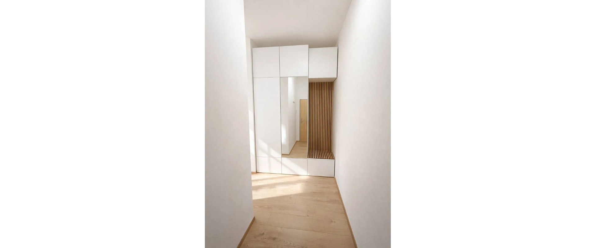 Dizajnový 2-izbový byt po kompletnej rekonštrukcii – Ružinov Ostredky