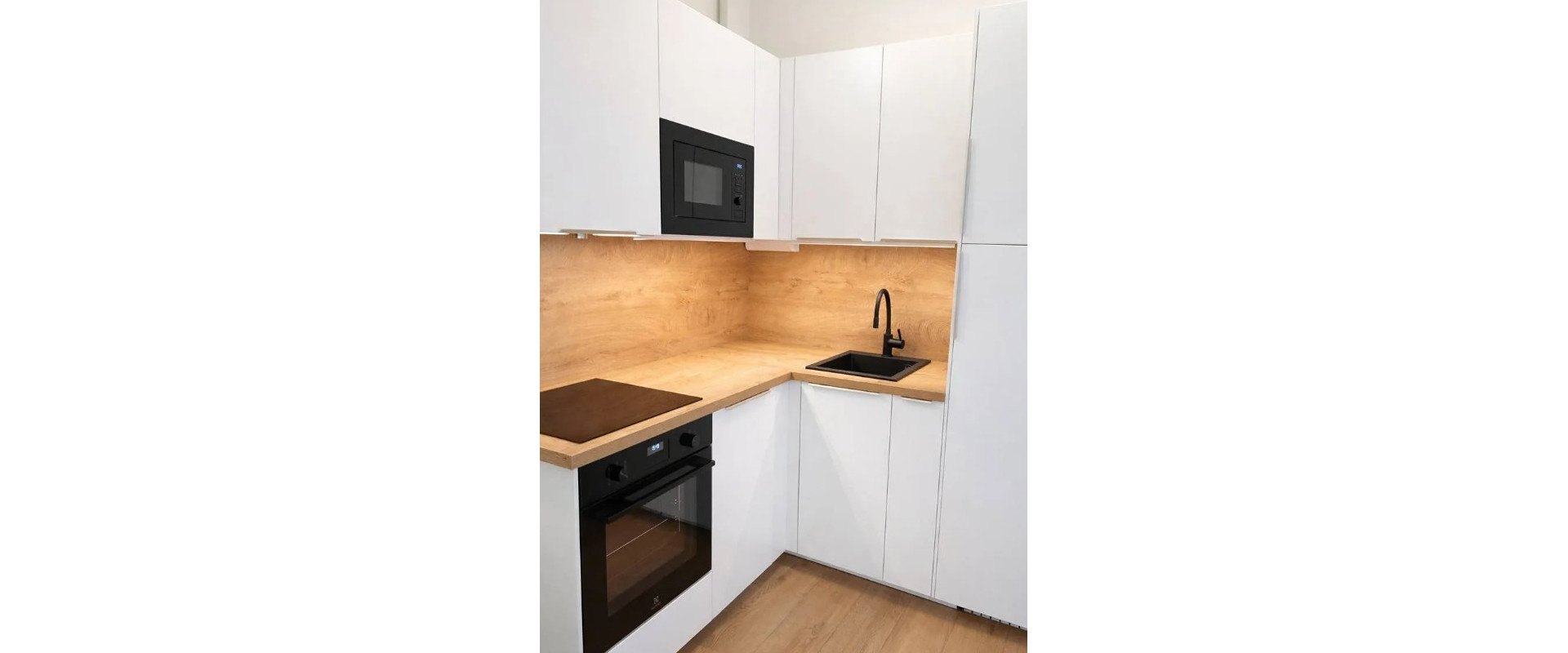 Dizajnový 2-izbový byt po kompletnej rekonštrukcii – Ružinov Ostredky