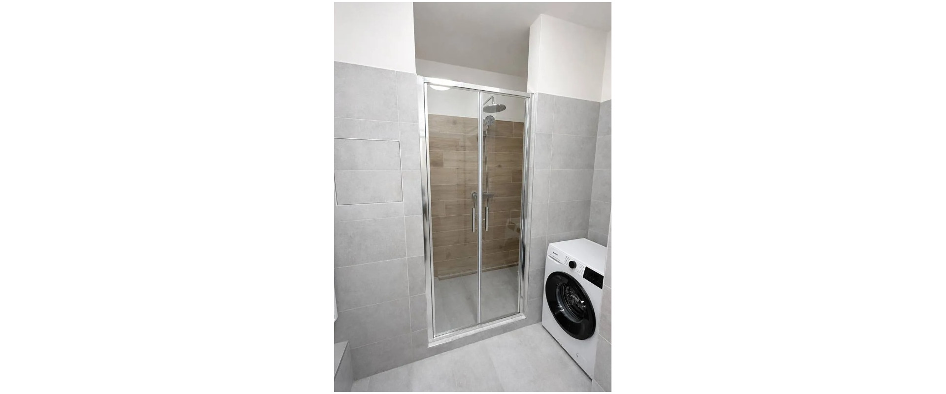 Dizajnový 2-izbový byt po kompletnej rekonštrukcii – Ružinov Ostredky