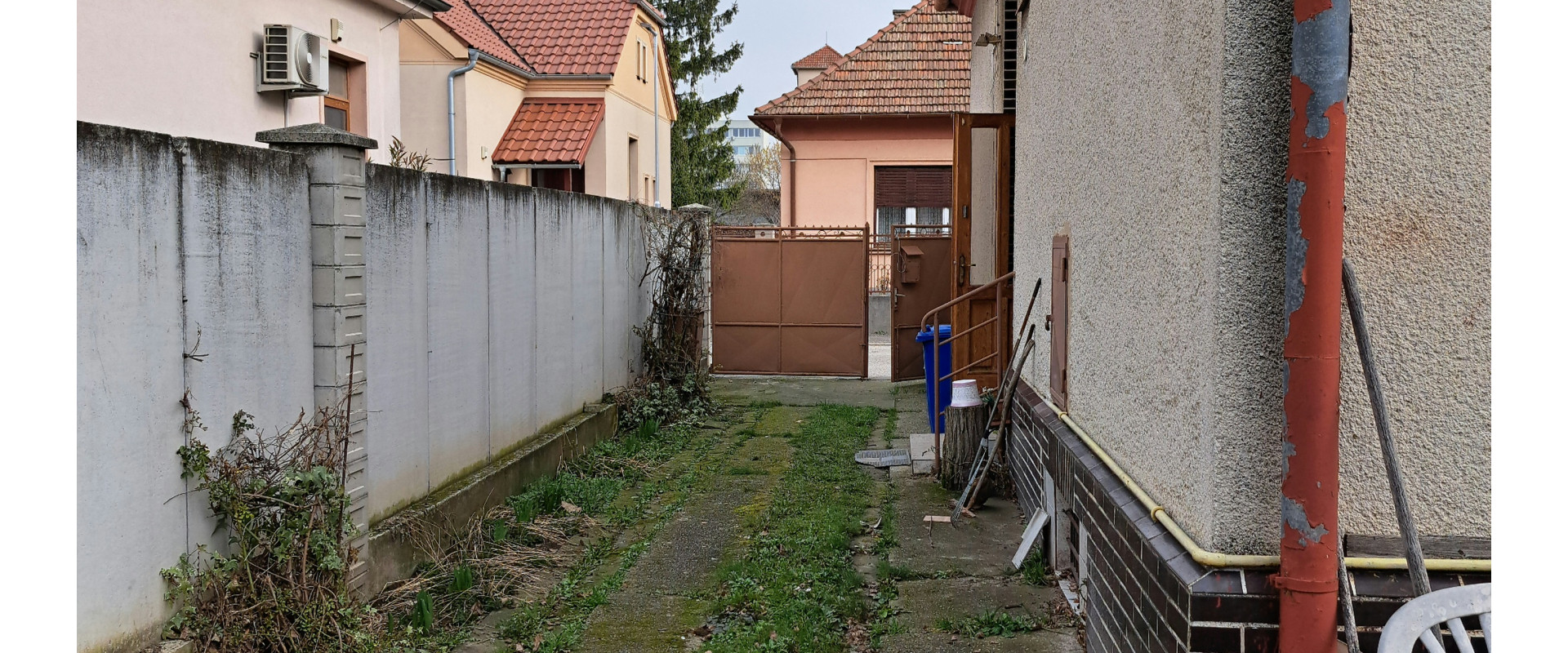 Rodinný dom v centre Dunajskej Stredy s pekným pozemkom
