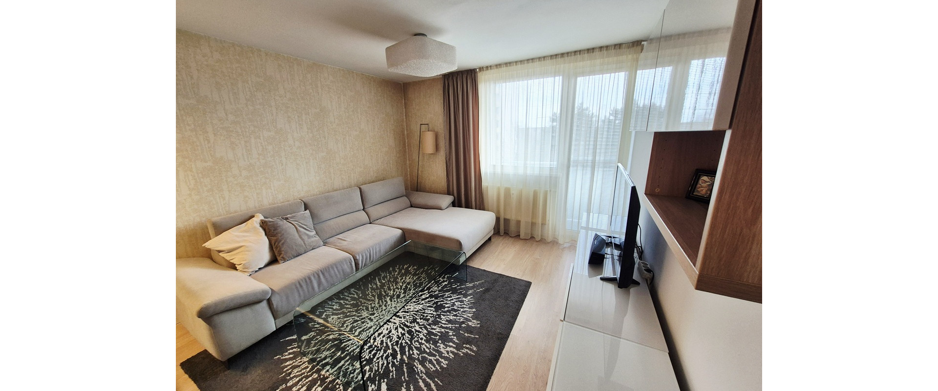 3D OBHLIADKA! ZARIADENÝ 2-IZB.BYT + BALKÓN + PARKING V RUŽINOVE