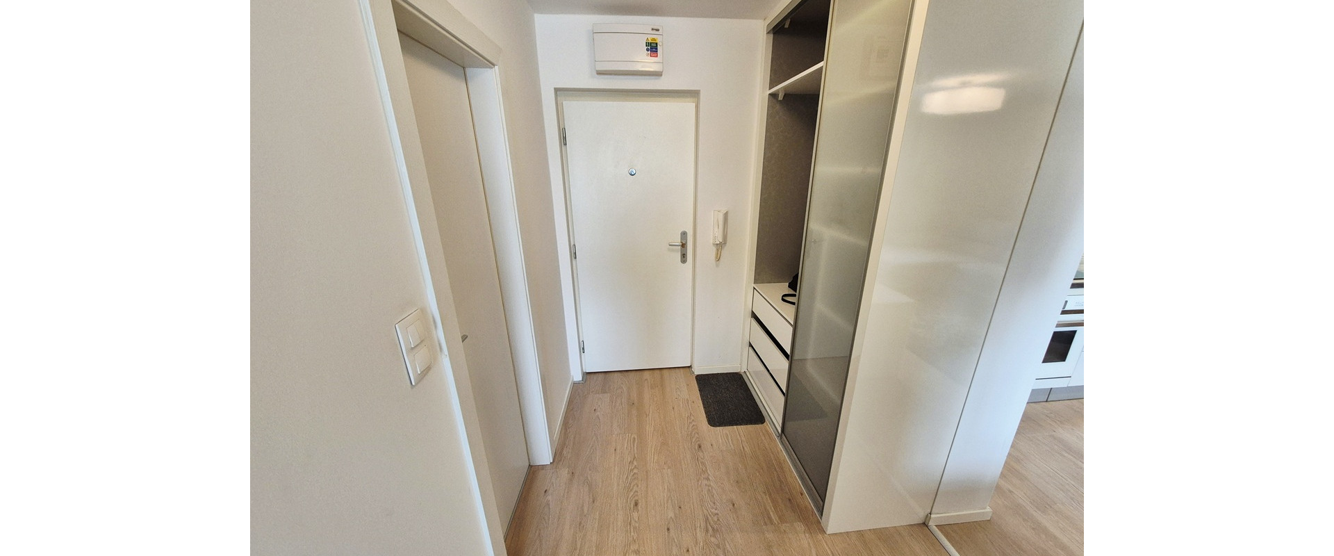 3D OBHLIADKA! ZARIADENÝ 2-IZB.BYT + BALKÓN + PARKING V RUŽINOVE