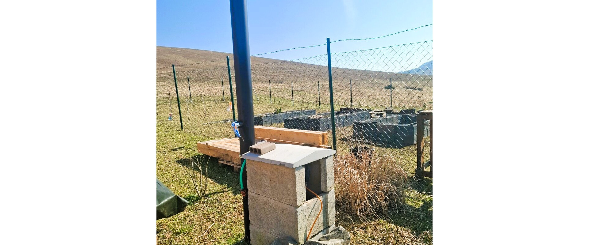 Na predaj rodinný dom s pozemkom o rozlohe - 1 796 m² v obci Prosačov.