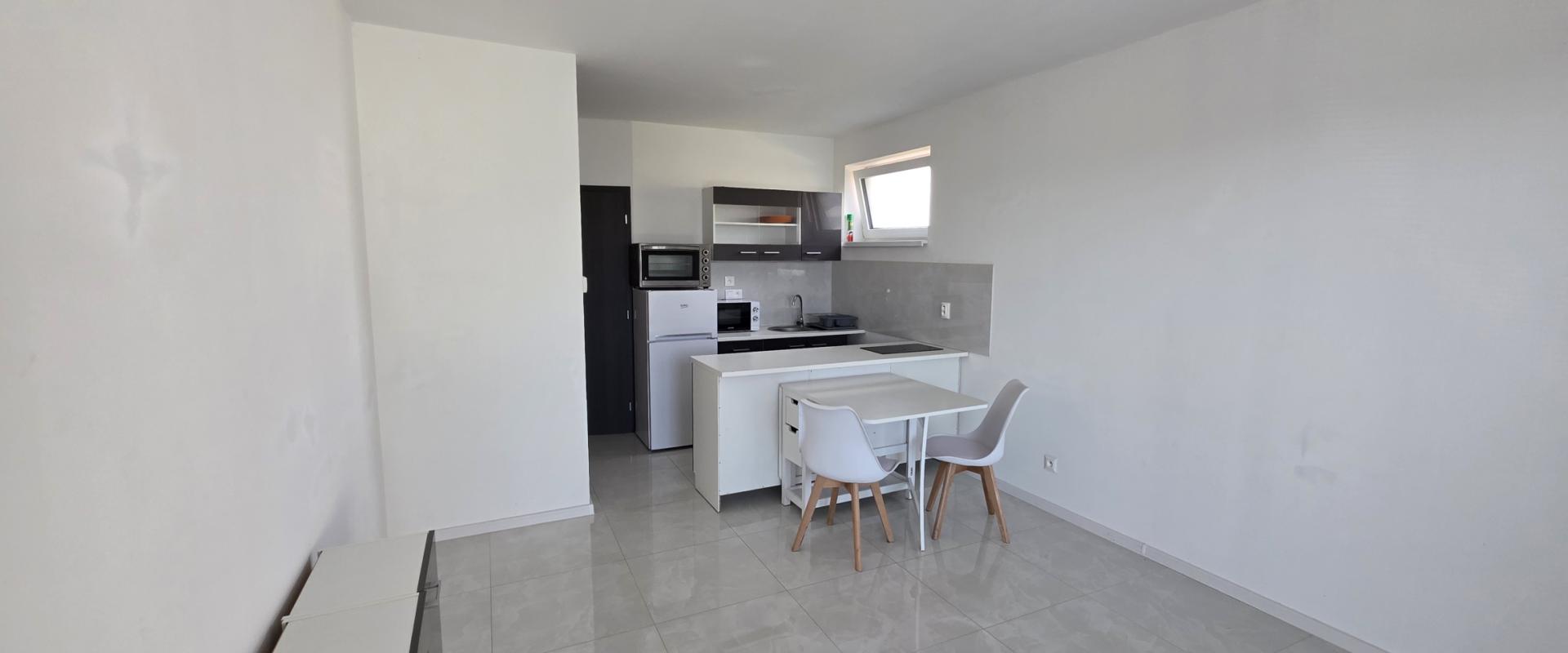 Prenájom garsónky v Trstíne