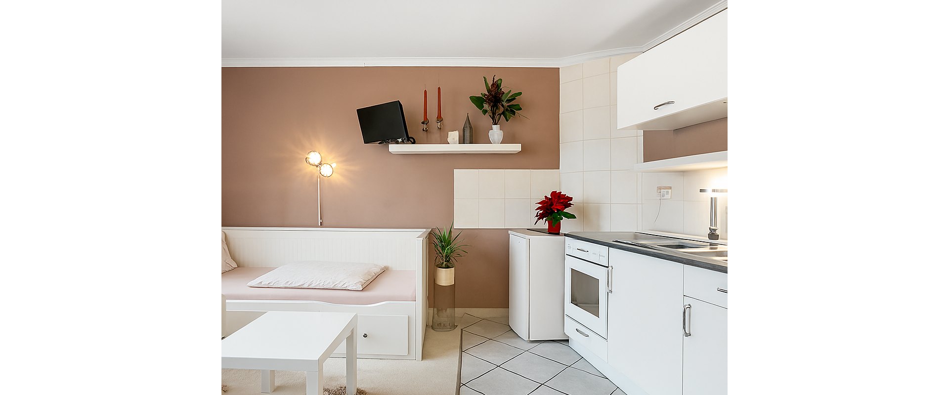 PREDAJ: Štýlová garzónka v zelenej časti Petržalky - Lachová