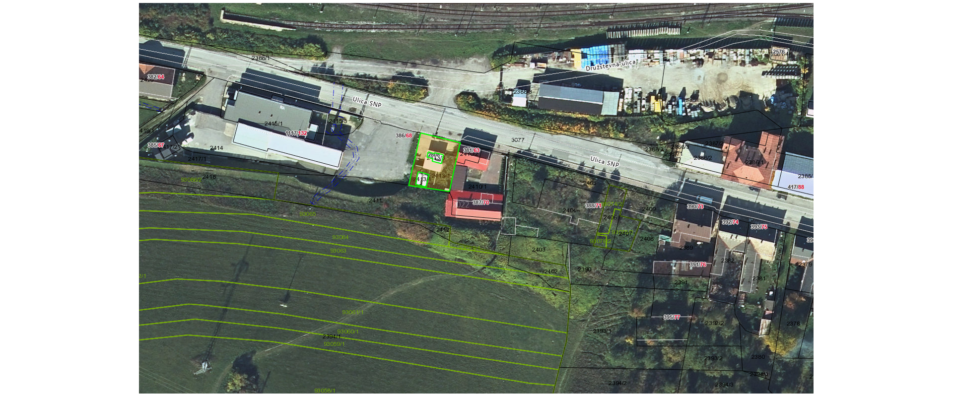 Pozemok s murovanou stavbou – Krompachy