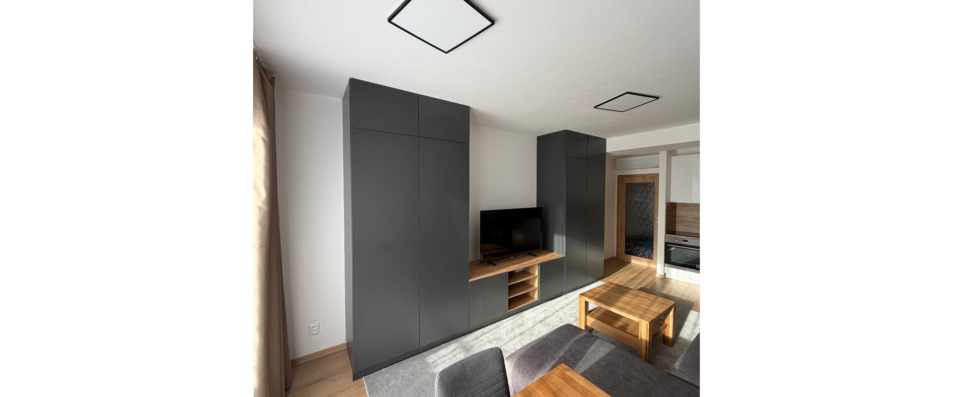 Na  prenájom   1-izbový byt v novostavbe v centre mesta