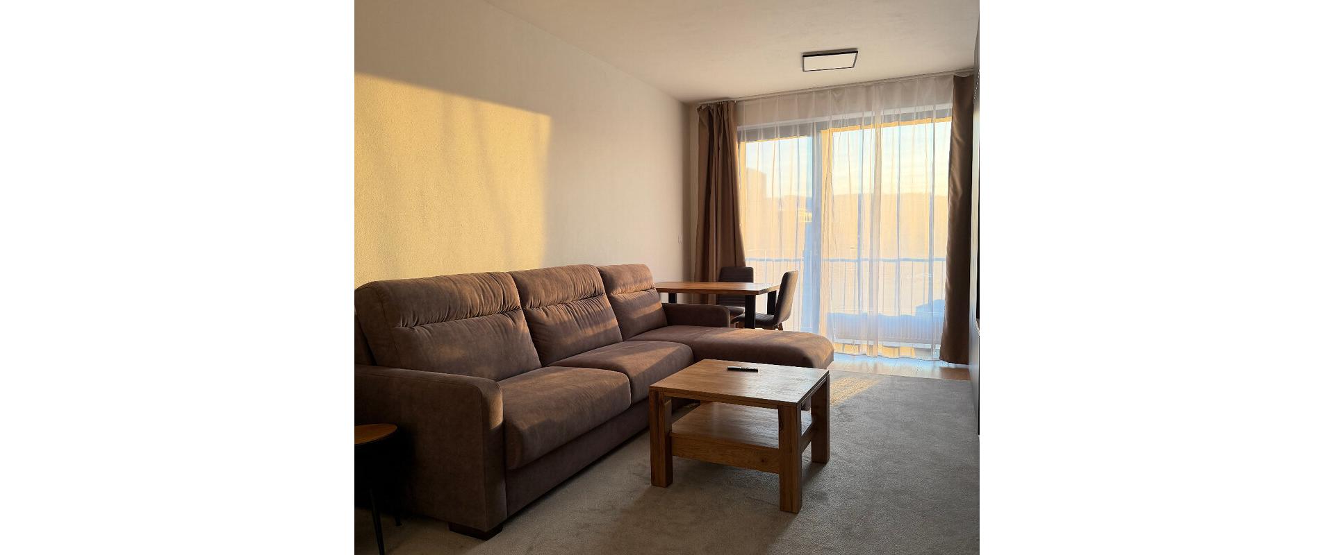 Na  prenájom   1-izbový byt v novostavbe v centre mesta