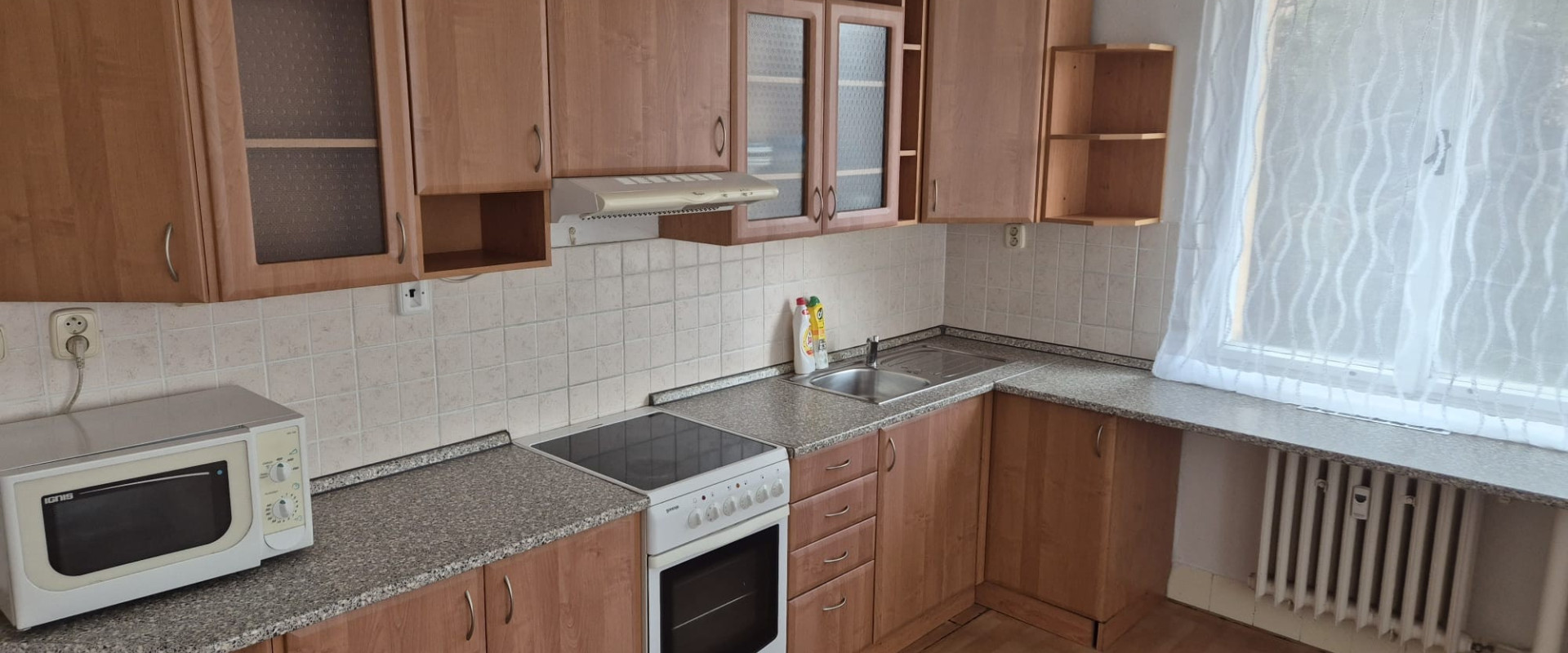 Prenájom 2/3 izbového bytu v Banskej  Bystrici