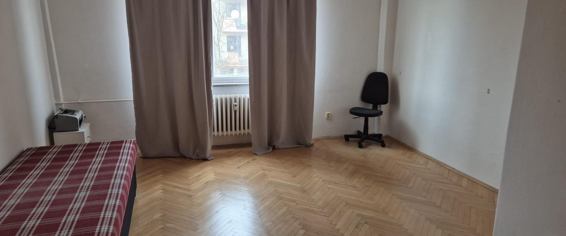 Prenájom 2/3 izbového bytu v Banskej  Bystrici