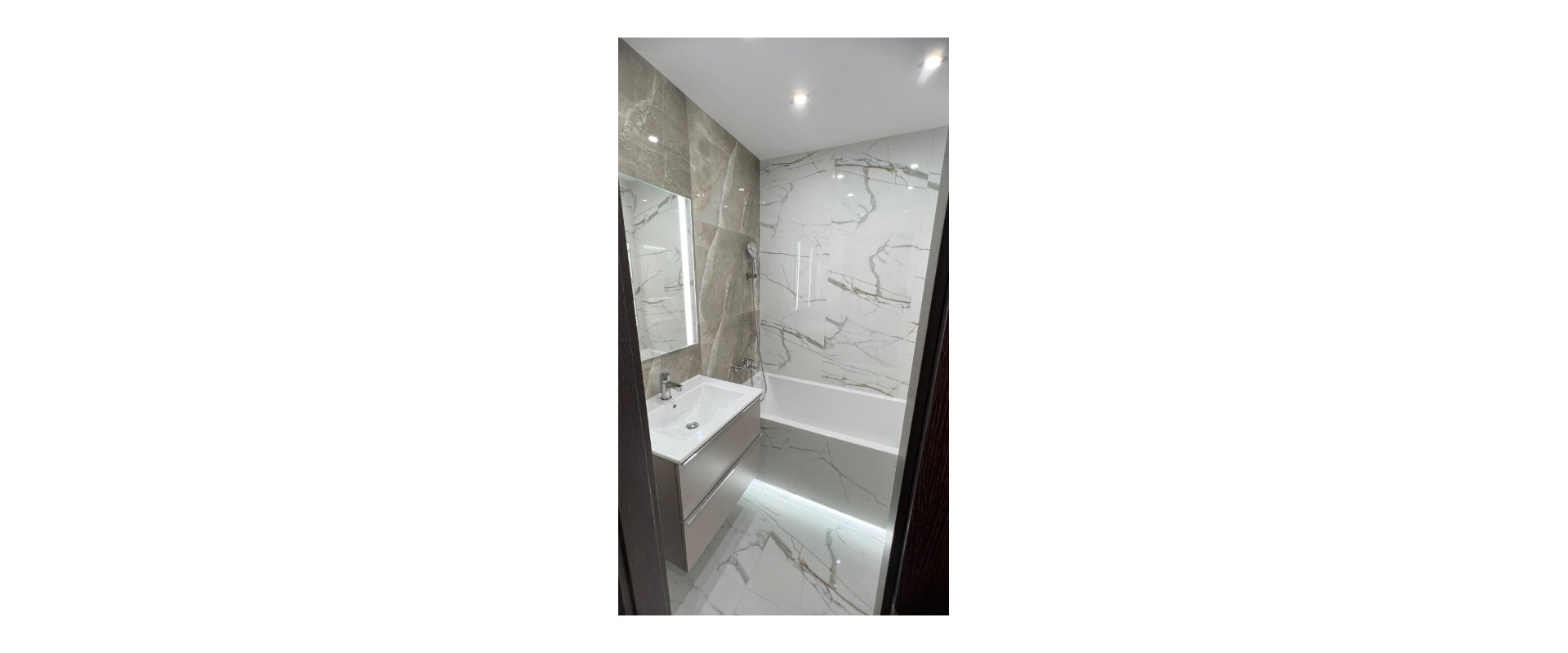 EXKLUZÍVNE NA PREDAJ – 2 IZBOVÝ BYT PO KOMPLETNEJ REKONŠTRUKCII