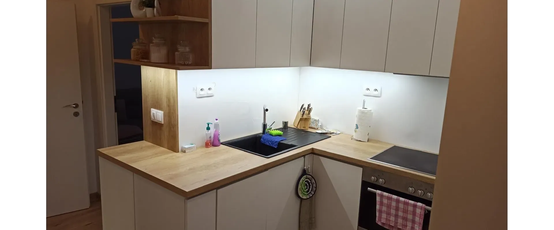 Prenájom 2izb. bytu s lodžiou pri Dulovom námestí, Ružinov