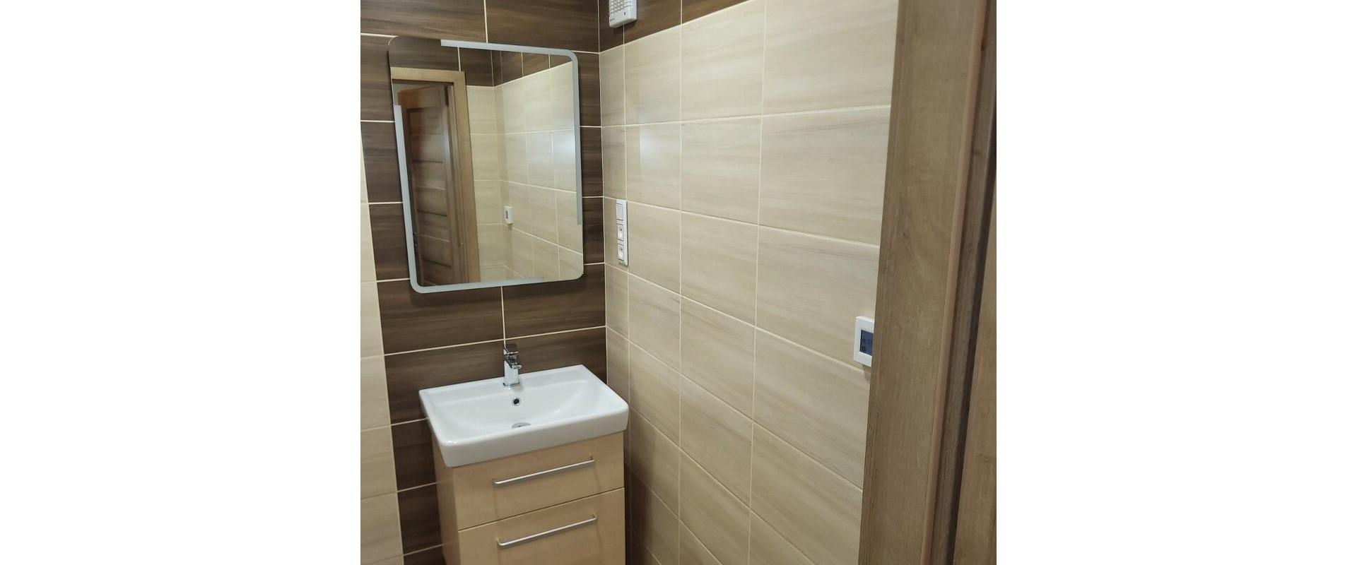 Priestranný 3-izbový byt po kompletnej rekonštrukcii na prenájom