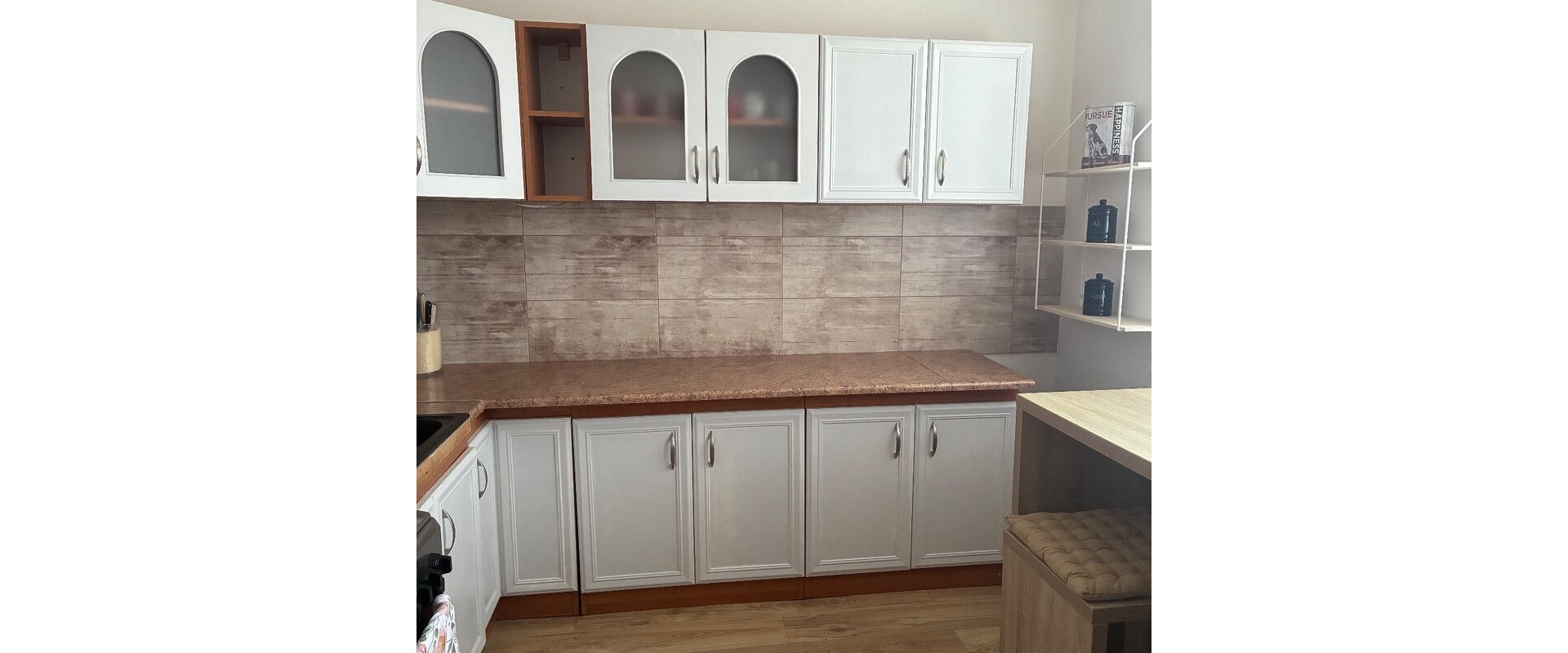 Na prenájom zariadený 2-izbový byt s balkónom