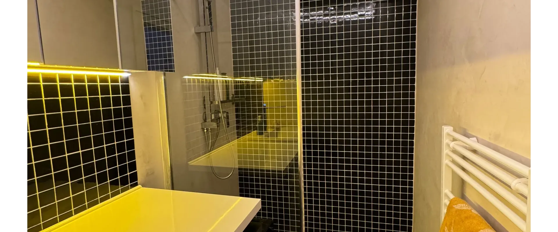 Staromestský 2 izbový zariadený byt v historickej lokalite Blumentál / Staré Mesto