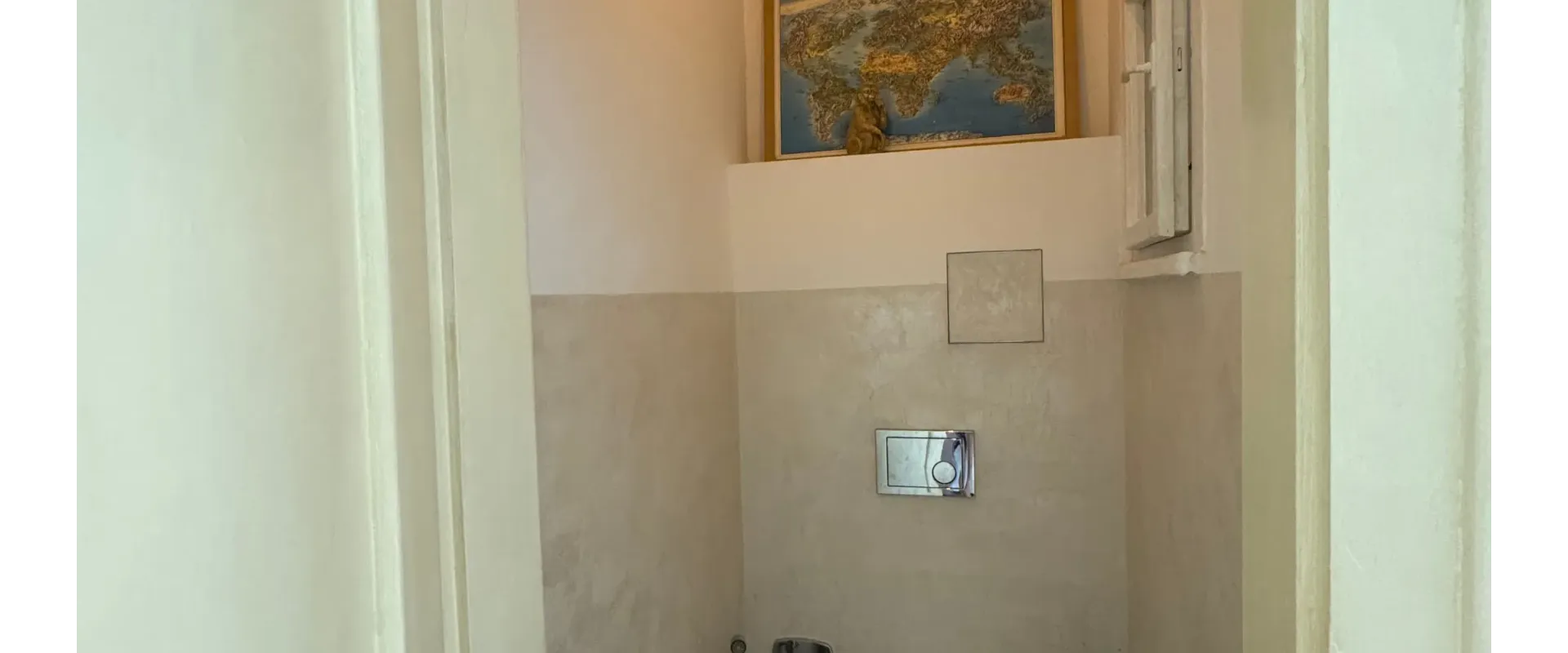 Staromestský 2 izbový zariadený byt v historickej lokalite Blumentál / Staré Mesto