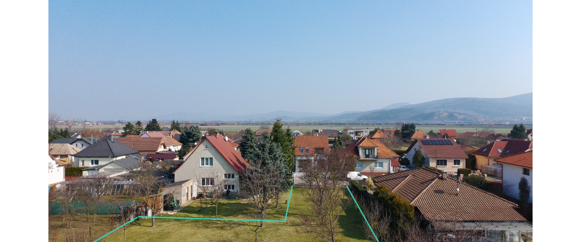 NA PREDAJ STAVEBNÝ POZEMOK 861 m2, Lužianky