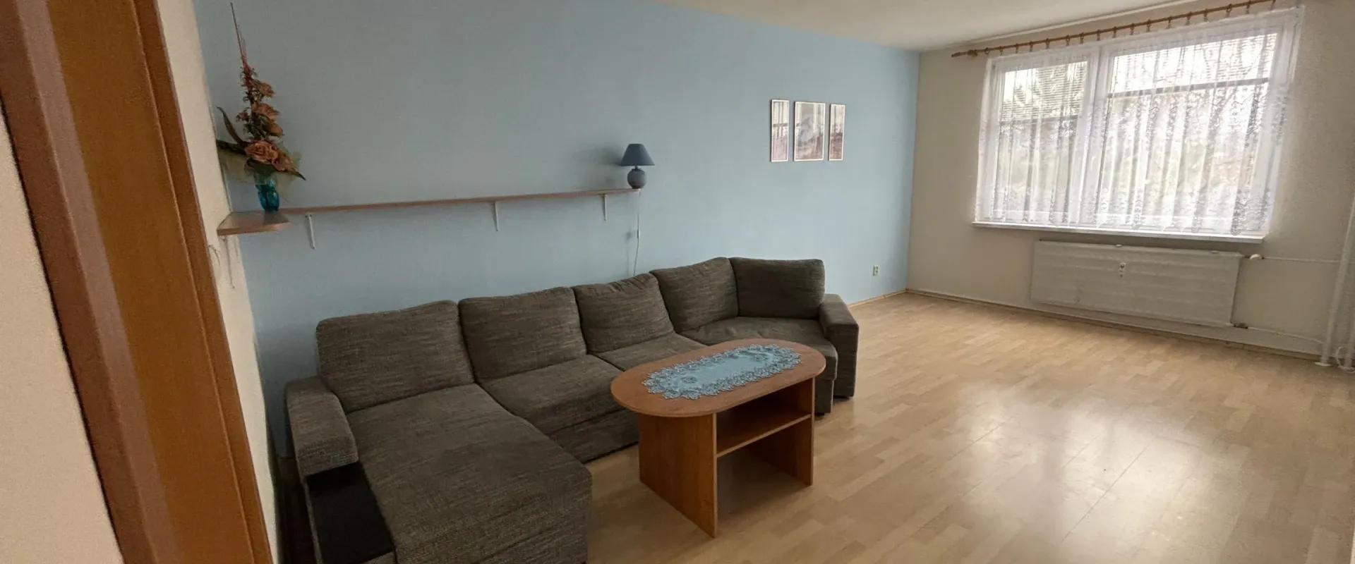 Prenájom priestranného 3-izbového bytu s balkónom