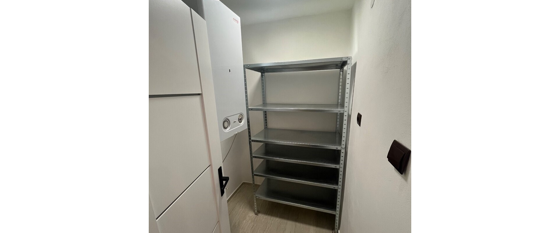 Na prenájom: 3-izbový byt po kompletnej rekonštrukcii v RD REZERVE