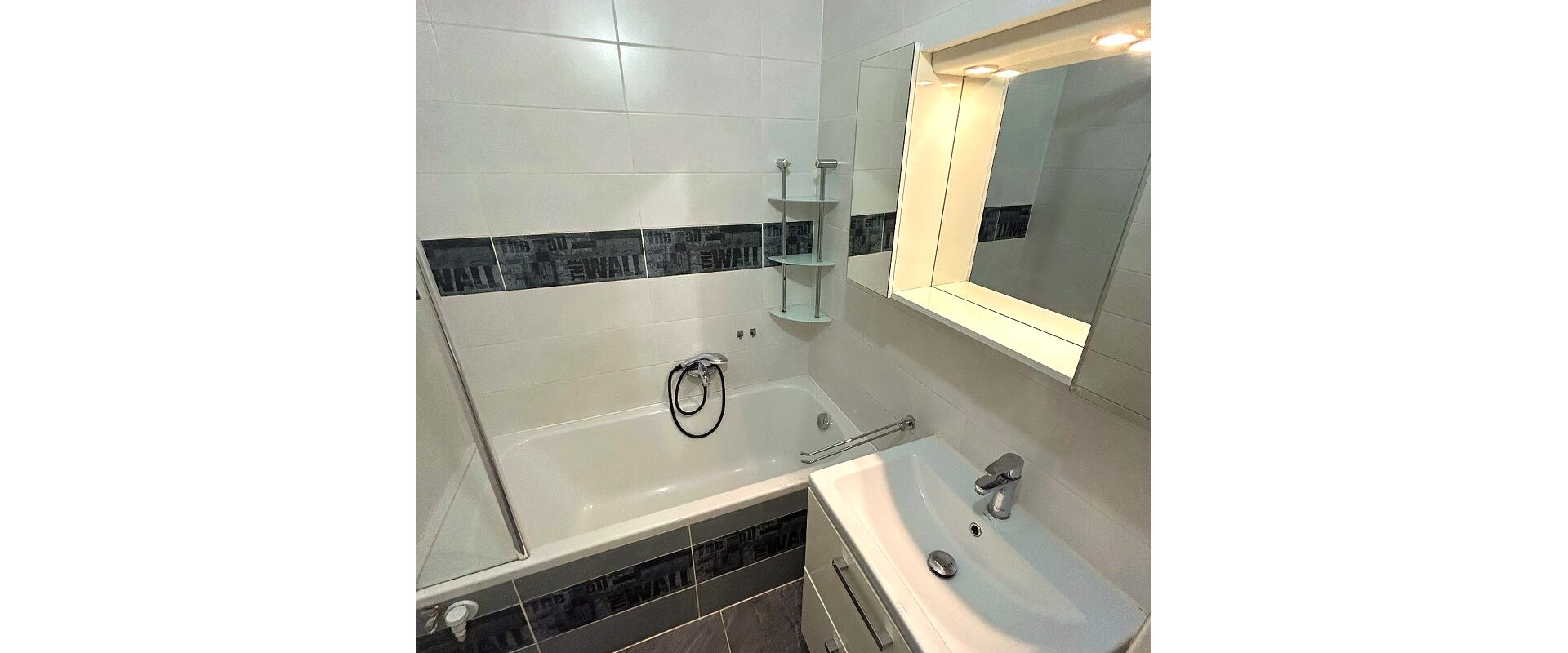 Predaj 2 izbového bytu s praktickou dispozíciou, Jána Smreka