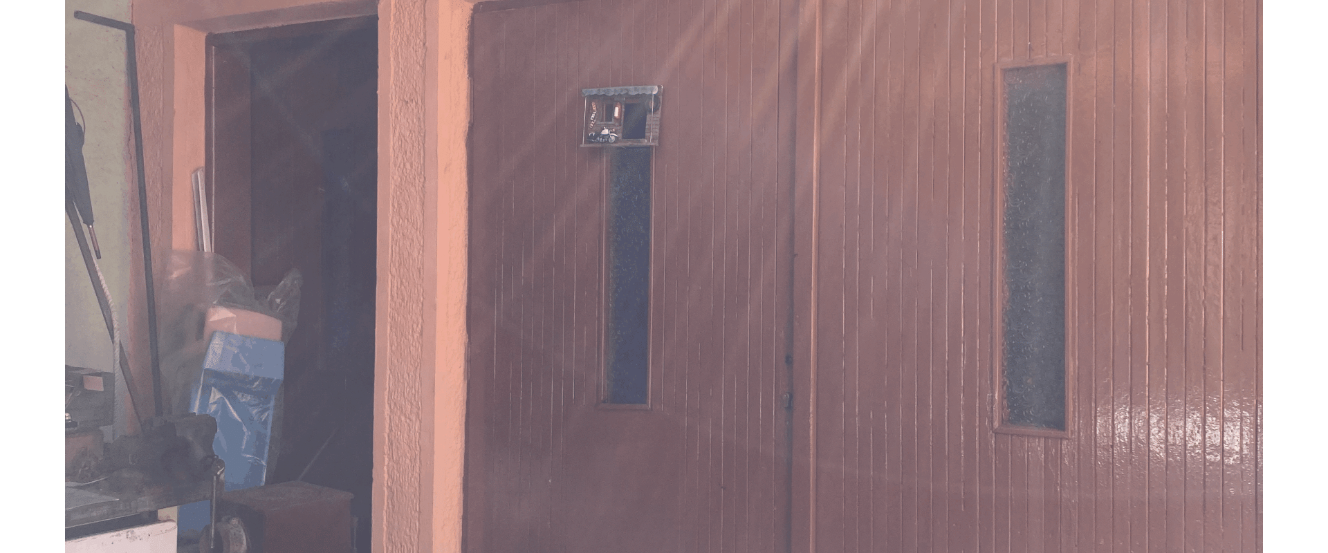 Priestranný rod. dom so záhradou a garážou v centre D.Stredy