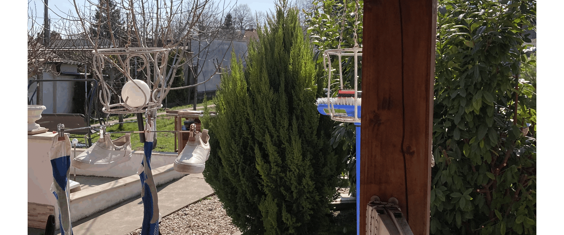 Priestranný rod. dom so záhradou a garážou v centre D.Stredy