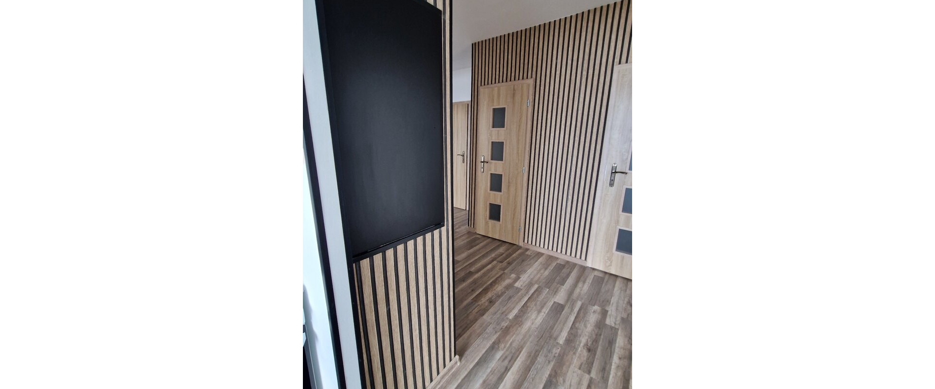 Na predaj 3 - izb. byt na sídl. 1.Mája blok G vo Vranove nad Topľou.