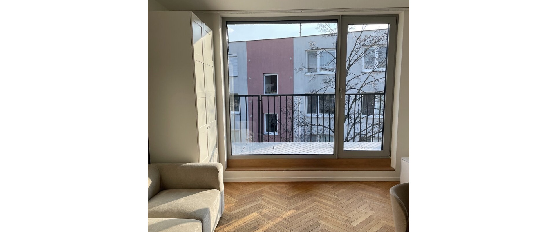 Štýlový 2-izbový byt s terasou a parkovacím miestom v centre mesta