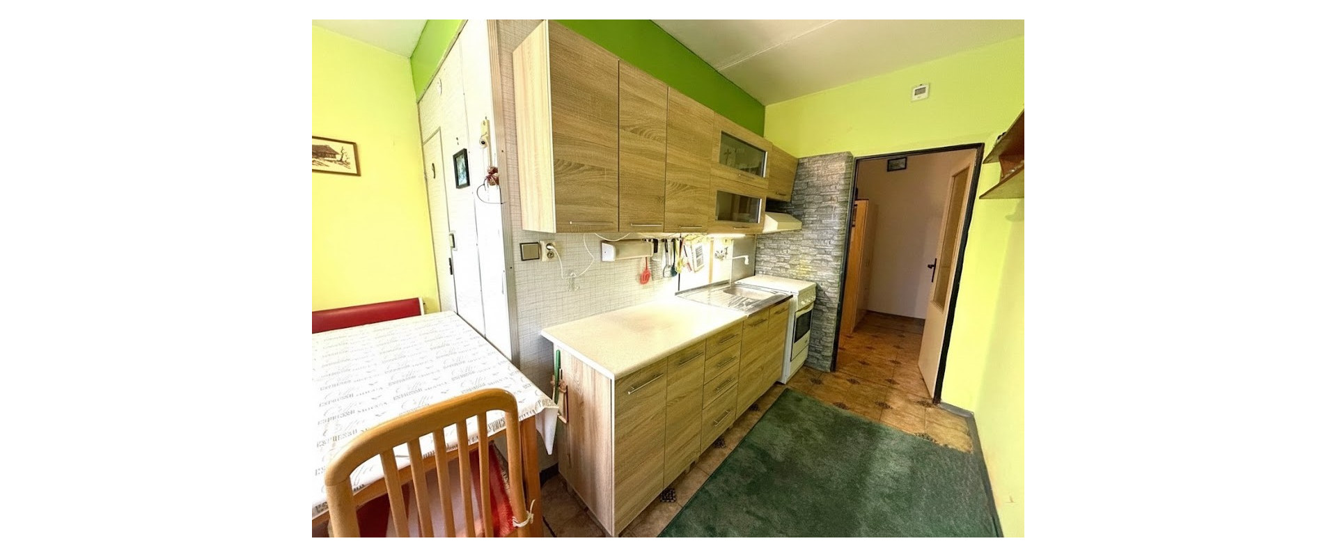 PRIESTRANNÝ 2-IZBOVÝ BYT  S LODŽIOU