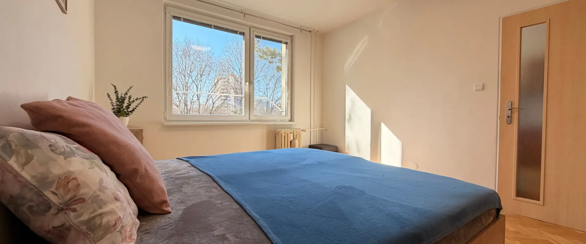 Kompletne zariadený 1-izbový byt v tichej lokalite Chrenová