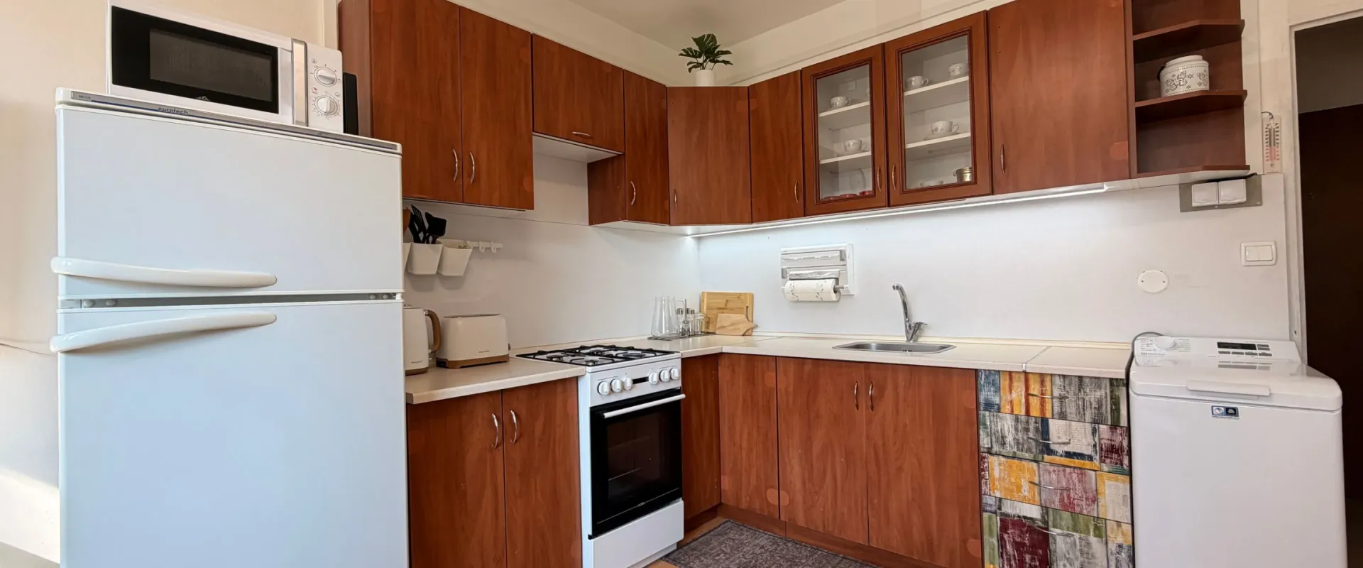 Kompletne zariadený 1-izbový byt v tichej lokalite Chrenová