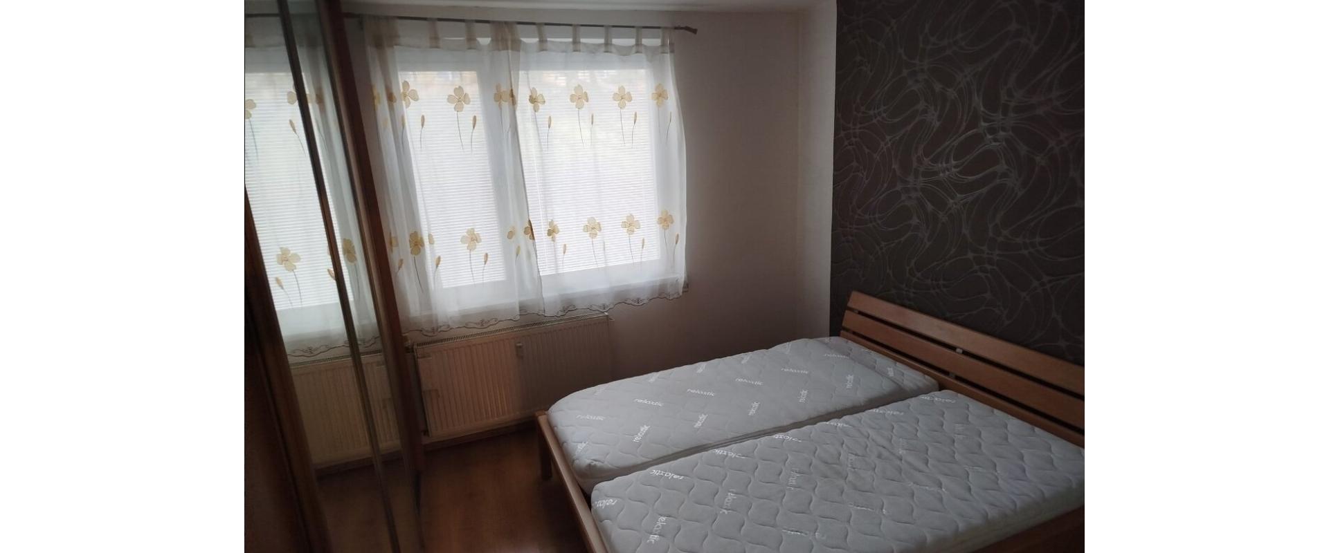 Priestranný 3-izbový byt s balkónom na Bizetovej – Nitra