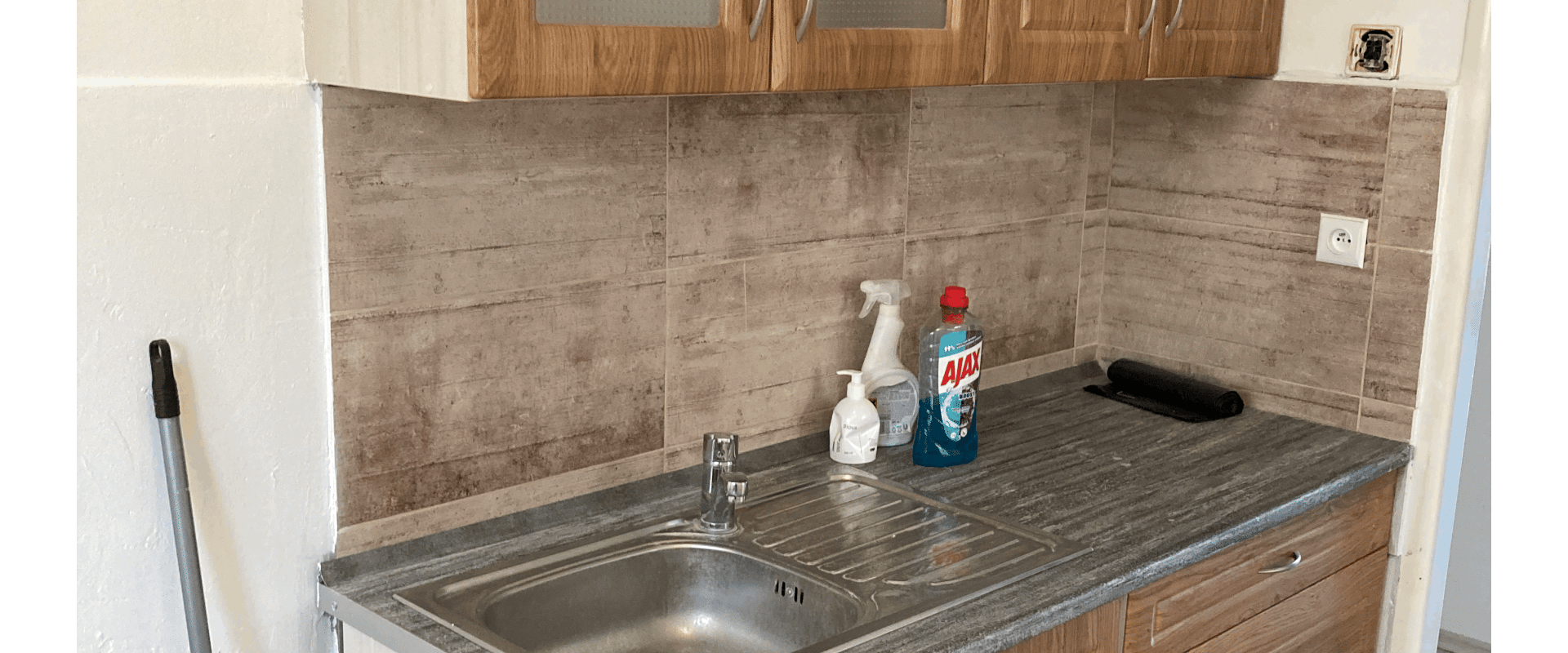 Slnečný 3 izb byt za dobrú cenu 35 km od Bratislavy