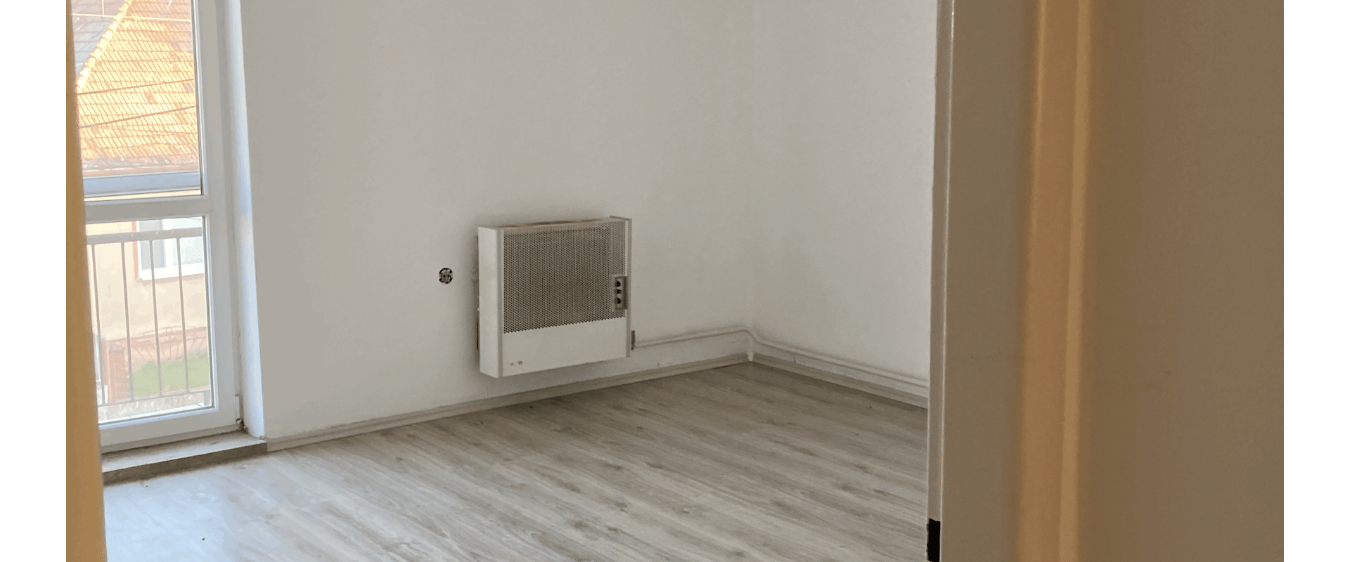 Slnečný 3 izb byt za dobrú cenu 35 km od Bratislavy