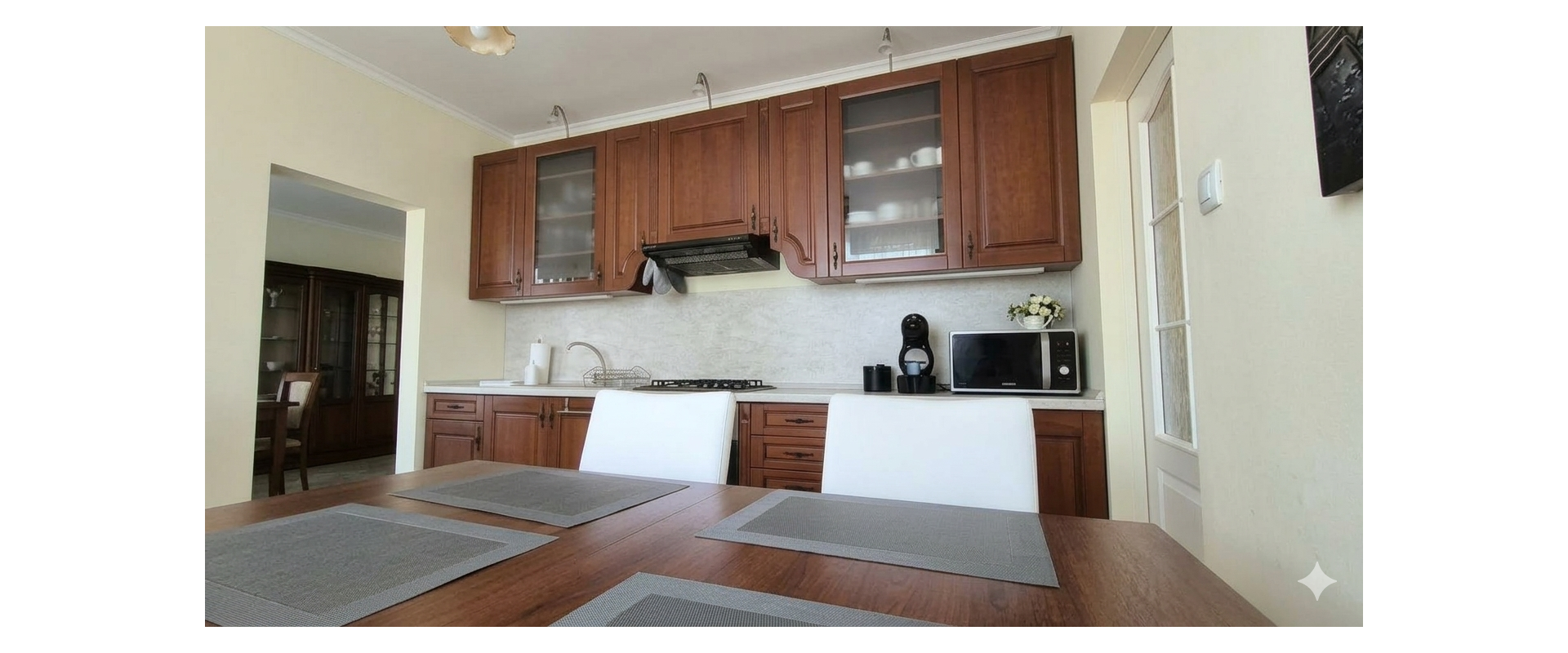 Predaj 3 izbového elegantného bytu v čistom dizajne, Ružinov