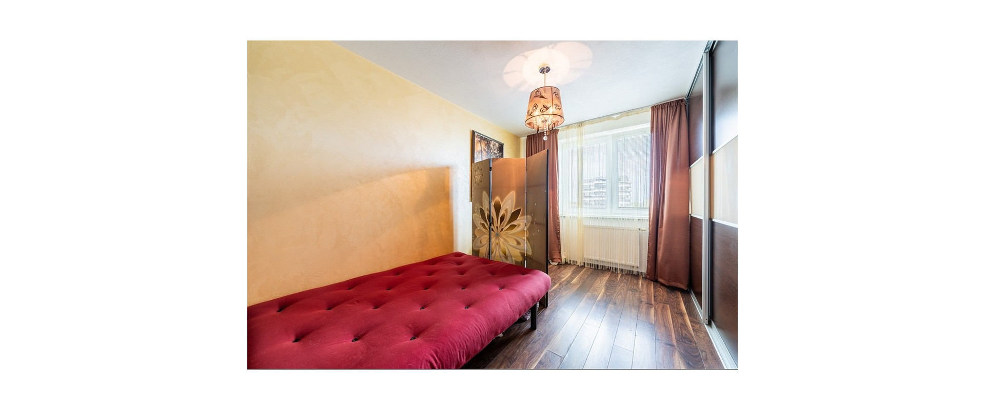 Predaj 4 izbového nadčasového bytu s dôrazom na materiály