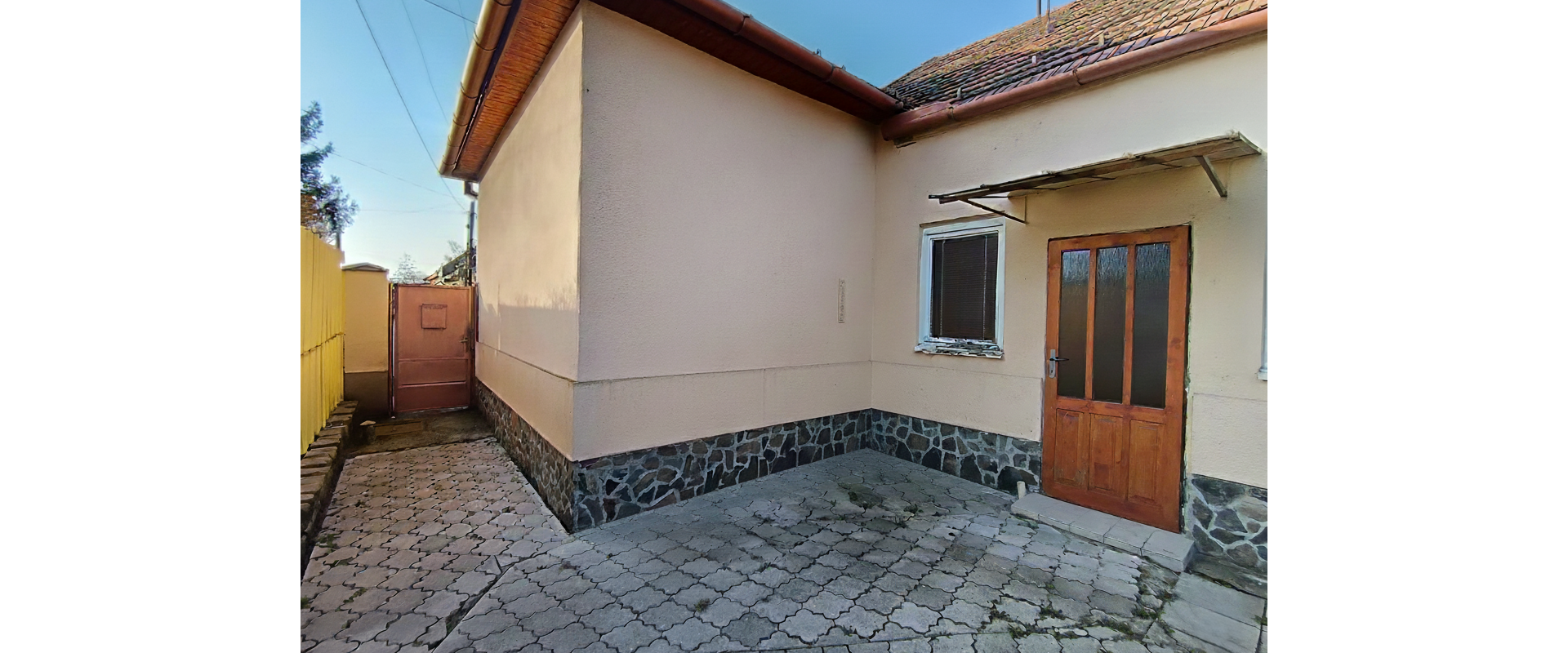 Rodinný dom v Leviciach: Kvalitný základ a veľký potenciál