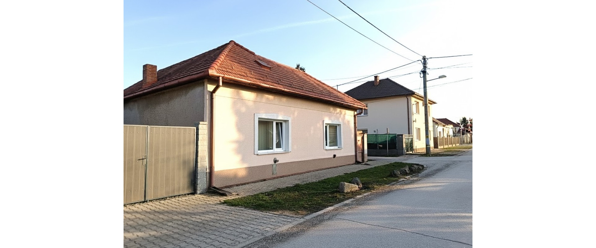 Rodinný dom v Leviciach: Kvalitný základ a veľký potenciál