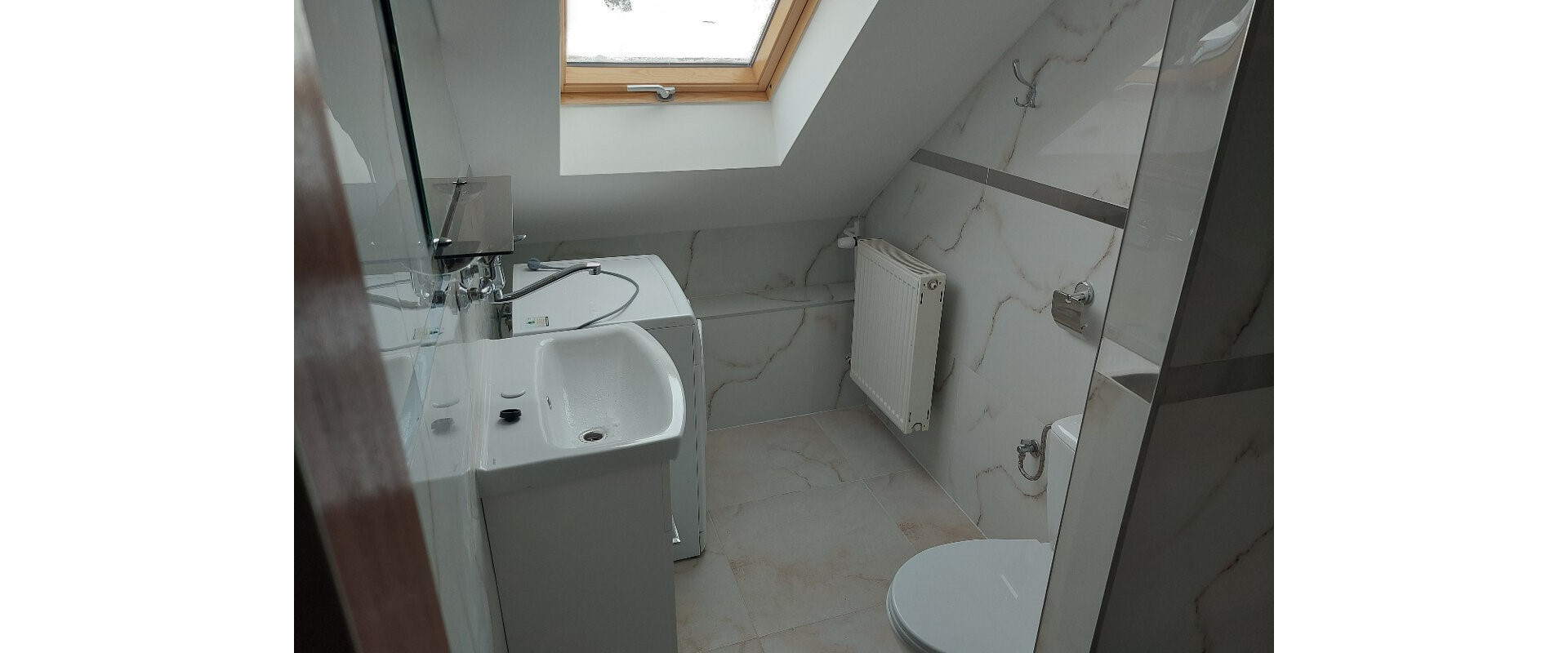 Prenájom  2-izbového bytu – Hozelec pri Poprade