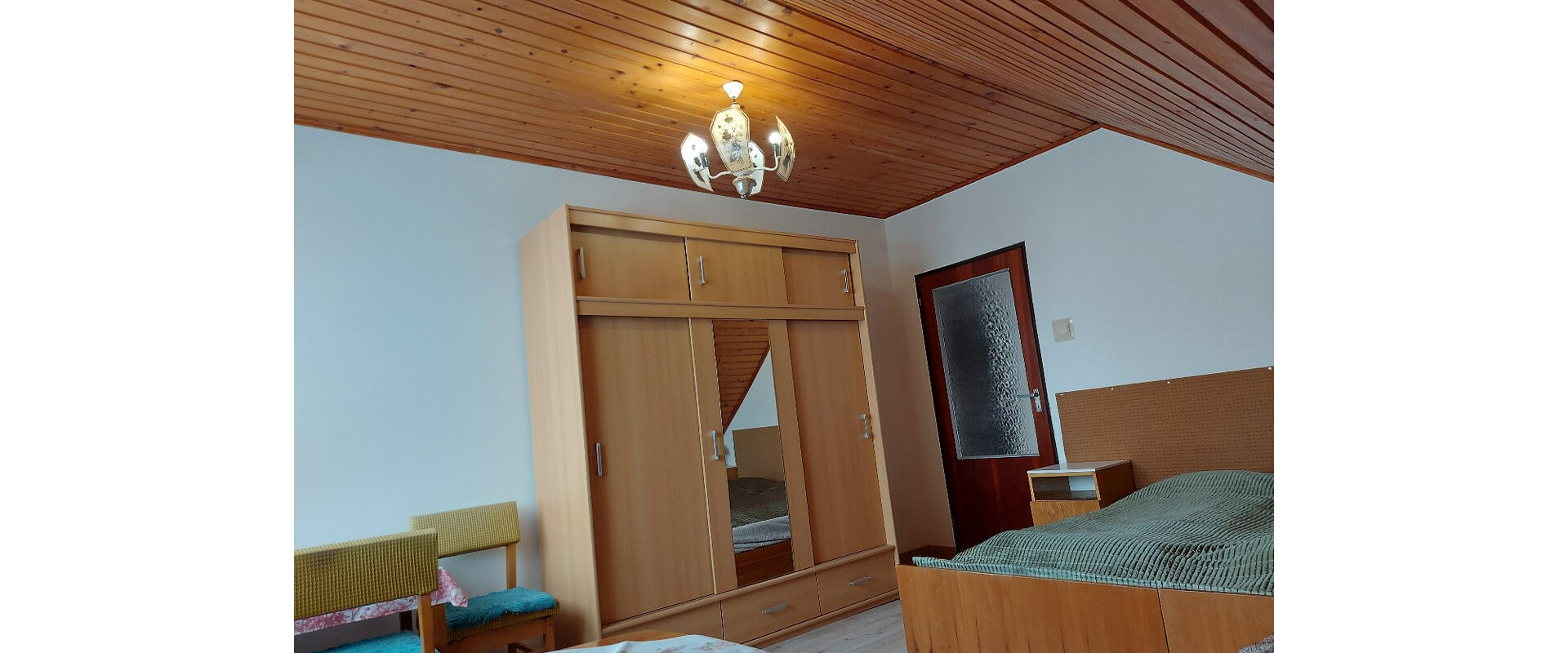 Prenájom  2-izbového bytu – Hozelec pri Poprade